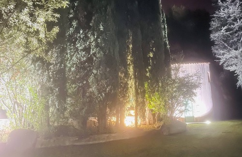 Le Tholonet House | LOVE ROOM under the stars