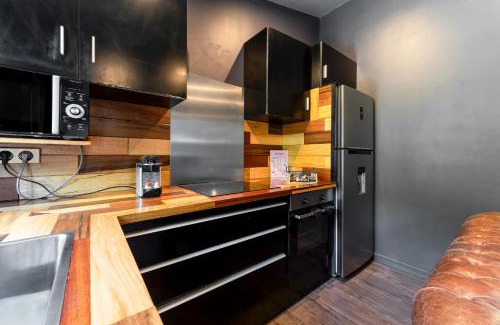 Caderousse Apartment | Love Room - Villa Rhôna