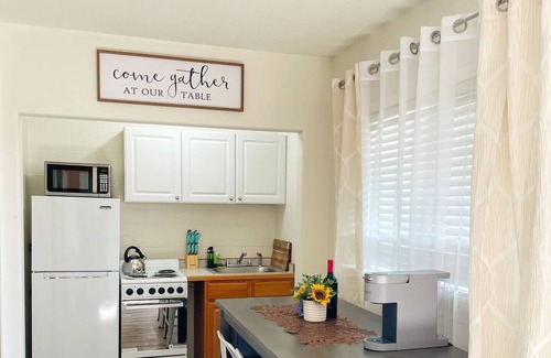Kalispell Apartment | Lovely 1 bedroom Downtown condo with free parking