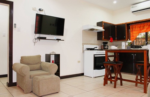 Mt. Pleasant Apartment | Lovely 1 Bedroom Vacation Home in Mt. Pleasant