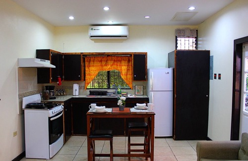 Mt. Pleasant Apartment | Lovely 1 Bedroom Vacation Home in Mt. Pleasant