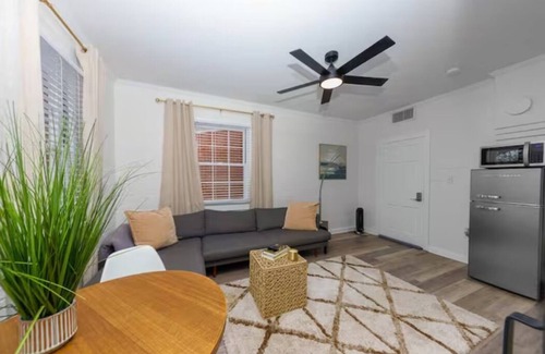 New Bern Apartment | Lovely 1 BR with King bed Apt 1