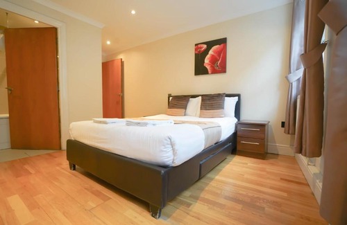 Waterloo Apartment | Lovely 2-Bed Apartment in London
