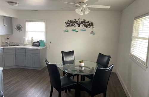 Merrillville Apartment | Lovely 2 Bed Room Apartment, all to yourself