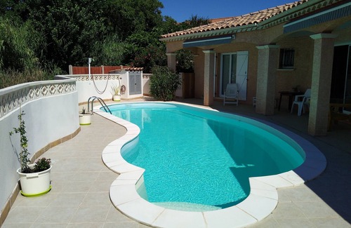Peret Villa | Lovely 2-Bed Villa in Peret