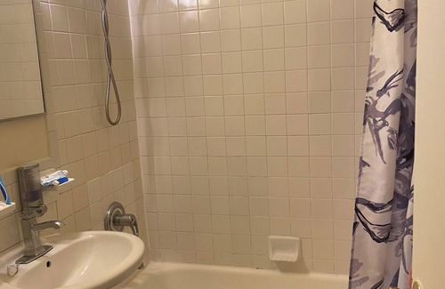 Central Park North Apartment | Lovely 2-bedroom apartment in amazing New York with WiFi, AC