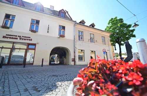 Sibiu Old Town Apartment | Lovely 2 bedroom apartment in historic city center