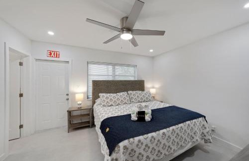 Harbordale Apartment | Lovely 2 Bedroom - Just Beachy By Pmi
