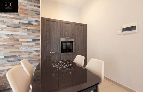 Tal-Ghoqod Apartment | Lovely 2BR home in St Julians with Private Balcony