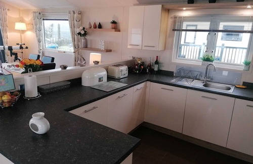 Eyemouth Cabin | Lovely 3-Bed Lodge in Eyemouth with stunning views