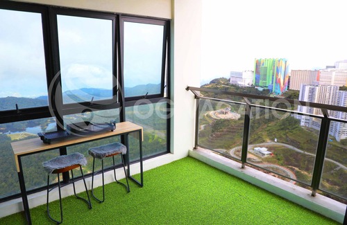Hulu Selangor Condo | Lovely 3-bedrooms with Karaoke Genting Penthouse