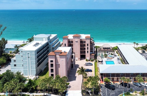 Englewood Condo | Lovely 3-Bedroom Beachside Condo