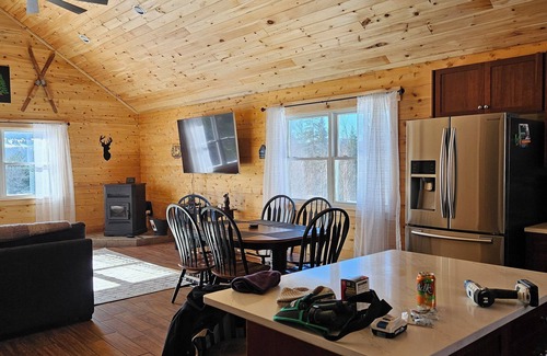 Brighton Cabin | Lovely 4 bedroom Log cabin in Island Pond VermontnSnow Mobile Capitol of NEK