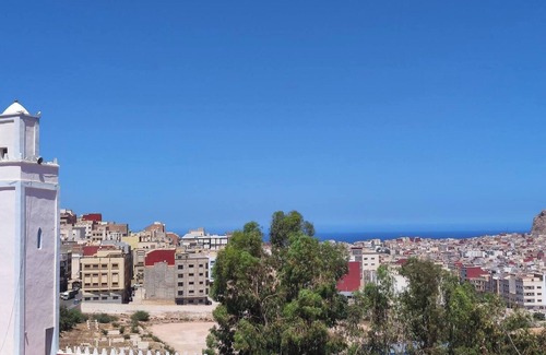 Al Hoceima Apartment | Lovely 5-bedroom apartment with WiFi in Al Hoceima
