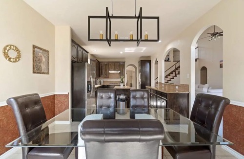 Grand Prairie House | Lovely 5 BR|GAMEROOM| Cowboys🌟Stadium, Six Flags🎢