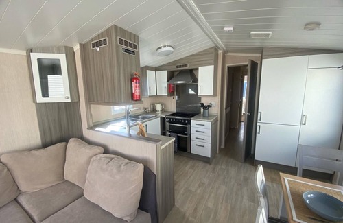 Towyn House | Lovely 6 berth caravan at Ty Mawr Holiday Park, North Wales ref 86004K