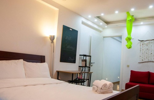 Karsiyaka Apartment | Lovely and Comfy Flat near Sea in Karsiyaka Izmir