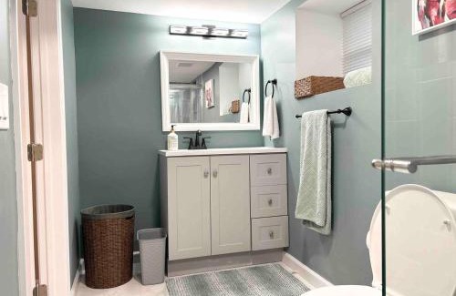Montclair Apartment | Lovely and newly constructed downtown studio