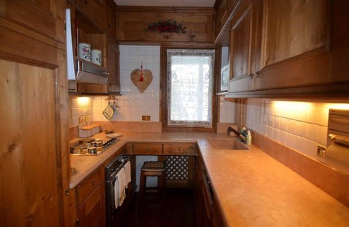 Cortina d'Ampezzo Apartment | Lovely apartment with stunning views of the Dolomites