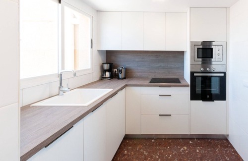 Grao de Gandia Apartment | Lovely apartment, very close to the beach. Wi-Fi A/C With terrace