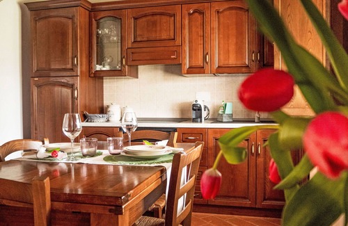 La Pesta House | Lovely apartment in villa for 4 people with WIFI, A/C, TV, terrace, pets allowed and parking