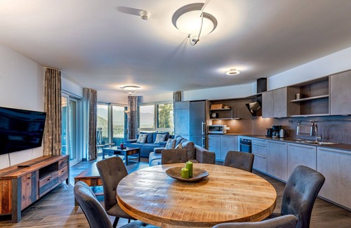 Annenheim Apartment | Lovely apartment for 3 guests with WIFI, TV, balcony and parking