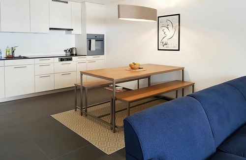Blausee Apartment | Lovely apartment for 4 guests with WIFI, TV, balcony, pets allowed and parking