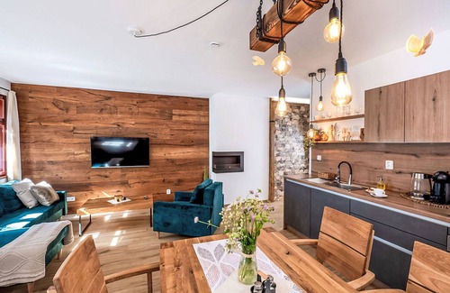 Horni Plana Apartment | Lovely apartment for 4 people with WIFI, terrace and pets allowed