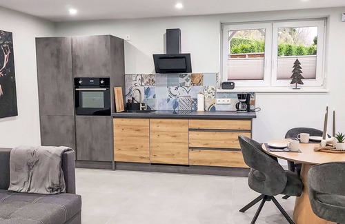 Luegde Apartment | Lovely apartment for 2 guests with WIFI, TV, terrace and pets allowed