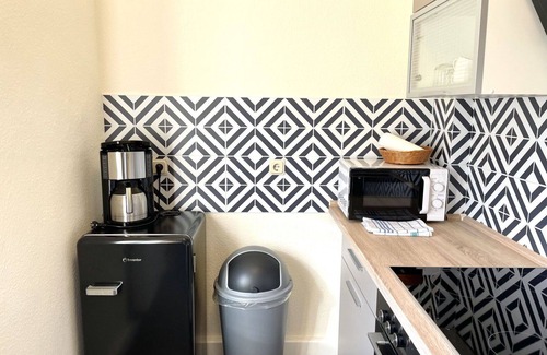 Waltersdorf Apartment | Lovely apartment for 3 people with WIFI, TV, pets allowed and parking