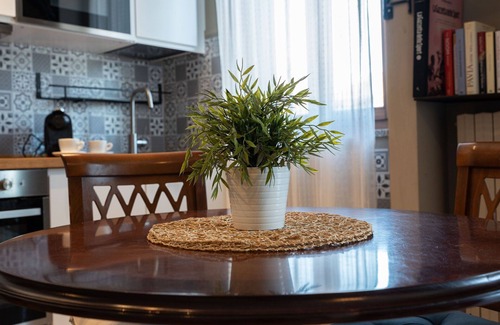 Pavia Apartment | Lovely apartment for 3 guests with WIFI, A/C, TV, terrace, pets allowed and panoramic view