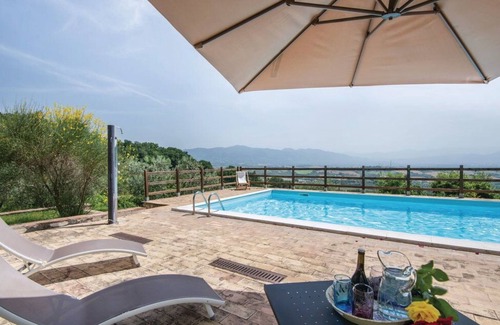 Fornole Apartment | Lovely apartment for 3 people with A/C, WIFI, pool, TV, panoramic view and parking