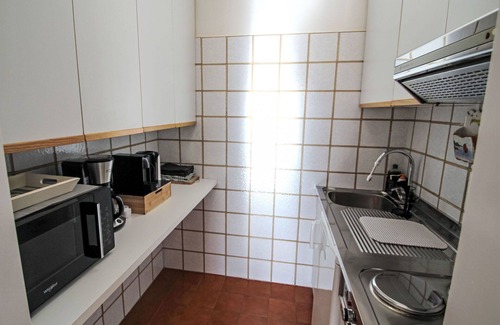 Lesa Apartment | Lovely apartment for 3 people with A/C, WIFI, TV, patio, pets allowed and parking
