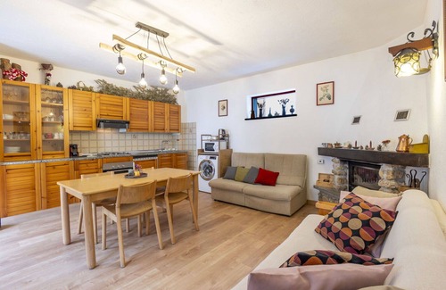 Isola Apartment | Lovely apartment for 5 guests with WIFI, TV, terrace and pets allowed