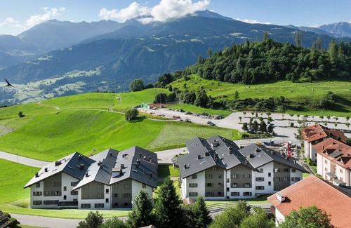 Falera Apartment | Lovely apartment for 6 people with pool, WIFI, TV, balcony, panoramic view and parking