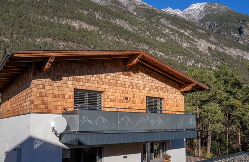 Schoenwies Apartment | Lovely apartment for 4 people with WIFI, balcony and parking