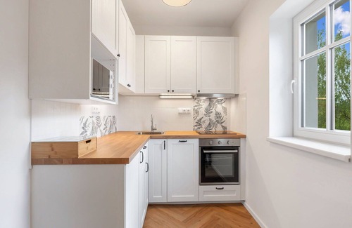 Hrensko Apartment | Lovely apartment for 8 people with WIFI, TV, patio, pets allowed and parking