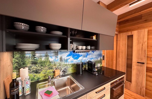 Pec pod Snezkou Apartment | Lovely apartment for 6 guests with hot tub, WIFI, TV, terrace and panoramic view