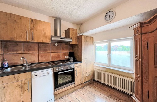 Oberthal Apartment | Lovely apartment for 8 guests with WIFI, TV, pets allowed and parking