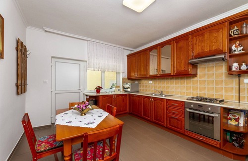 Cserszegtomaj Apartment | Lovely apartment for 4 people with A/C, WIFI, TV and terrace