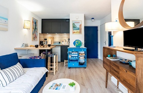 Lacanau-Ocean Apartment | Lovely apartment for 3 guests with pool, WIFI, TV and terrace