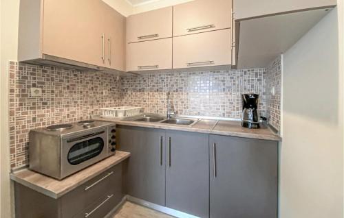Skaloma Apartment | Lovely Apartment In Nafpaktos