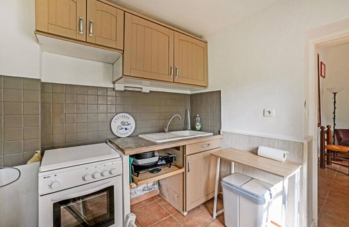 Costieres Apartment | Lovely apartment in Nîmes with WiFi