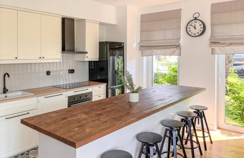 Rydzewo Apartment | Lovely apartment in Rydzewo with WiFi