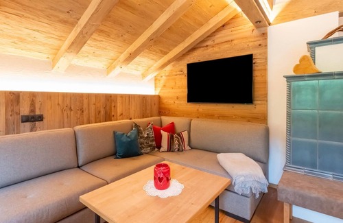 Tulfes Apartment | Lovely Apartment in Tulfes with Swimming Pool