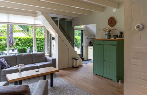 Municipality of Dalfsen House | Lovely apartment in villa for 4 people with pool, WIFI, TV, terrace and parking