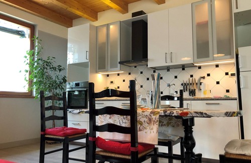 Casteldidone Apartment | Lovely apartment with private parking