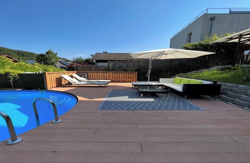 Penzing Apartment | Lovely apartment near Vienna with a private pool