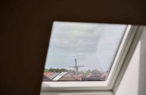 Brouwershaven Apartment | Lovely apartment for 2 guests with A/C, WIFI and TV