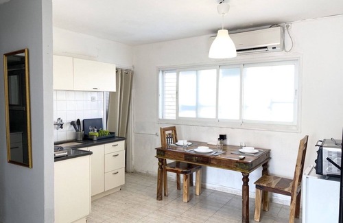 Haifa Apartment | Lovely apartment on the coast of the mediterranean sea